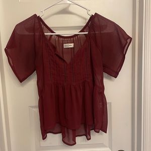 Abercrombie maroon mesh blouse